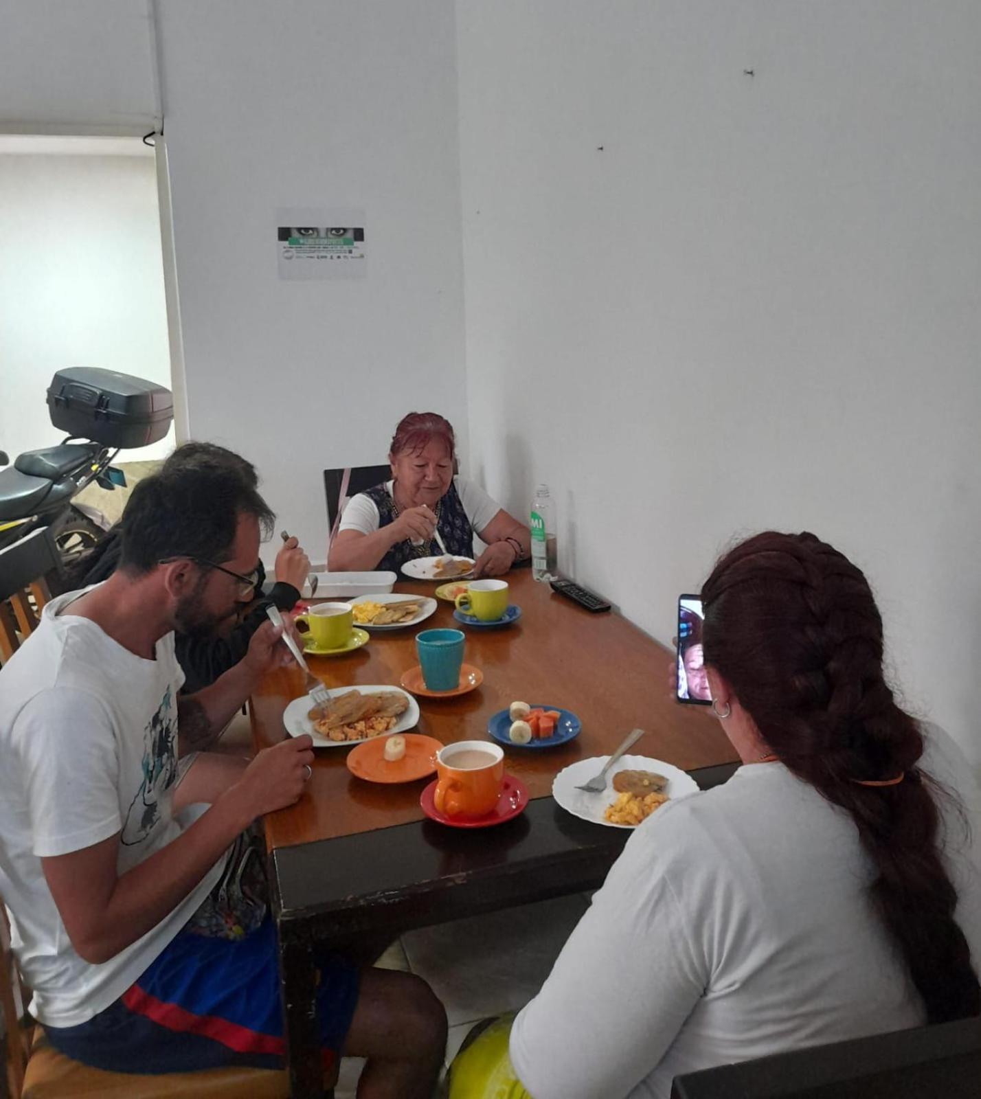 Alborada Hostel B&B Санта-Марта Экстерьер фото